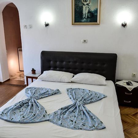 Casa Sinani Hotel Ulcinj Exterior photo