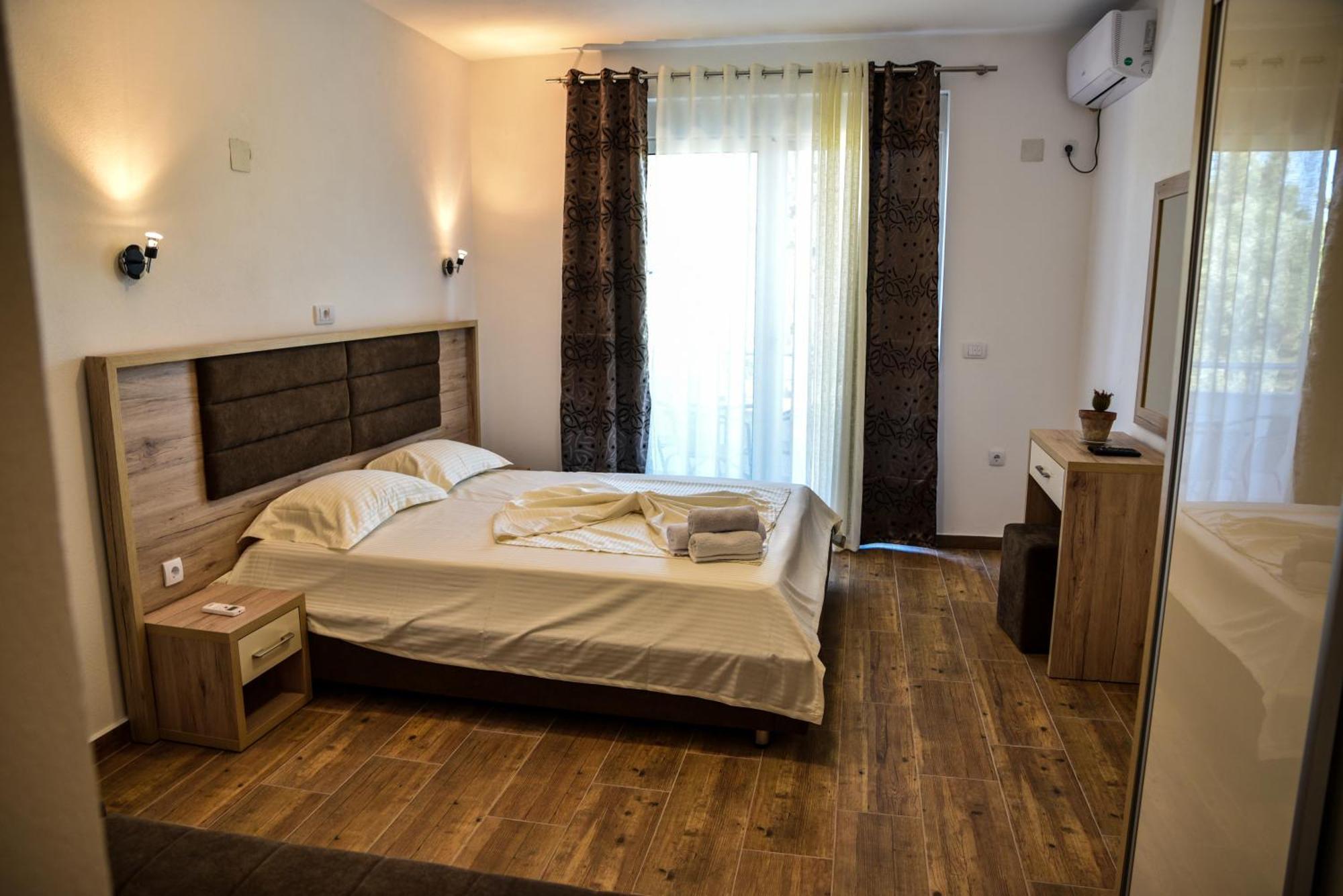 Casa Sinani Hotel Ulcinj Exterior photo
