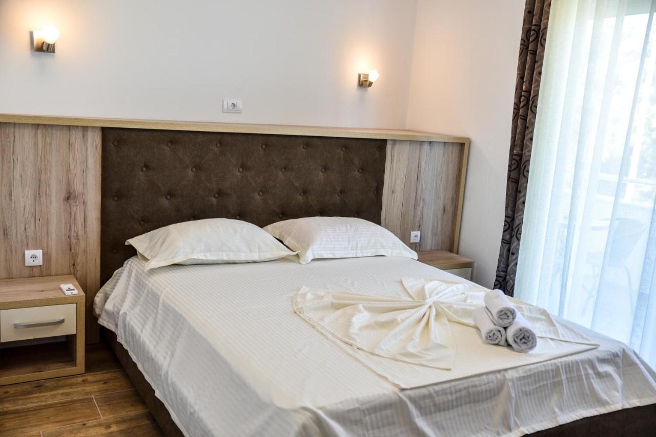 Casa Sinani Hotel Ulcinj Exterior photo