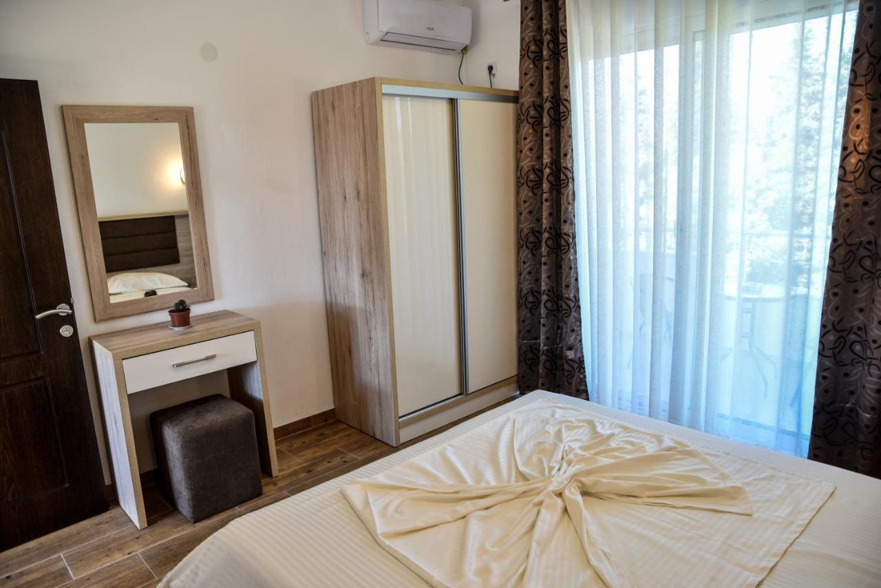 Casa Sinani Hotel Ulcinj Exterior photo