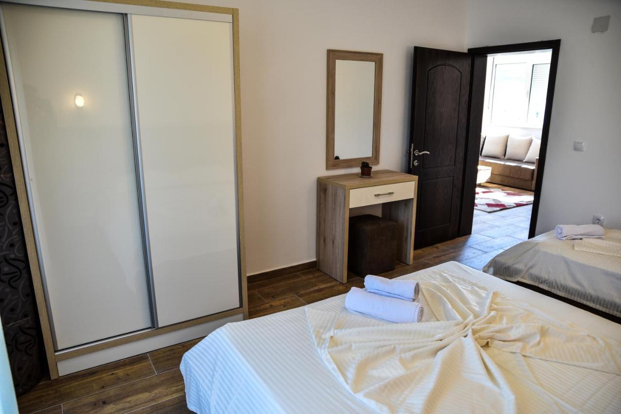 Casa Sinani Hotel Ulcinj Exterior photo