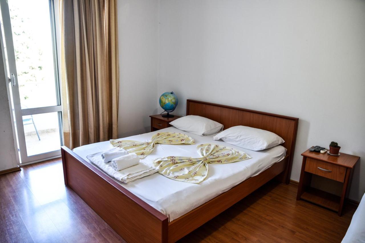 Casa Sinani Hotel Ulcinj Exterior photo