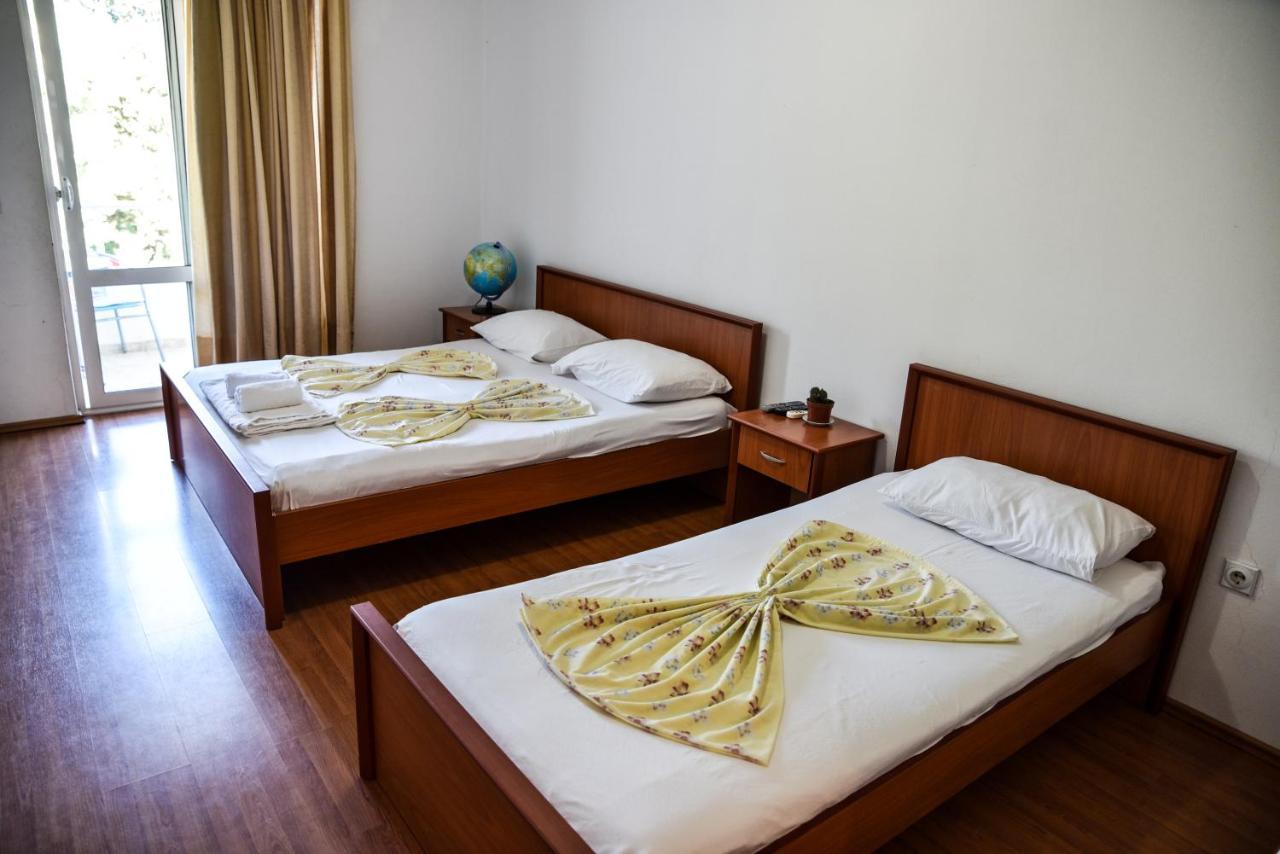 Casa Sinani Hotel Ulcinj Exterior photo