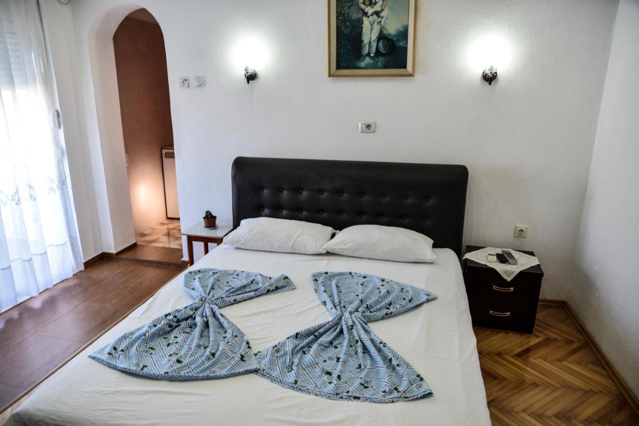 Casa Sinani Hotel Ulcinj Exterior photo